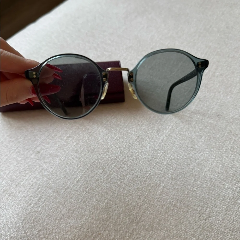 Like New Oliver Peoples OP-1955 Sunglasses w/Case